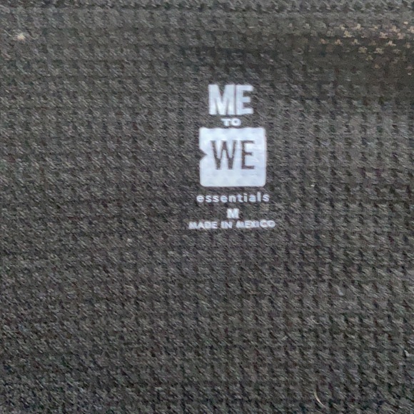 crop top - Picture 2 of 3